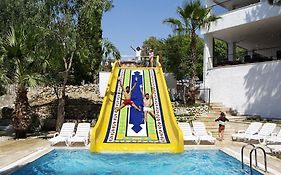 Larissa Beach Club